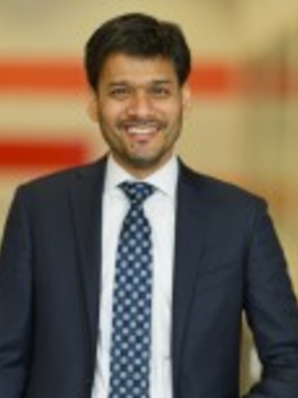 Dr Amit  Agrawal 